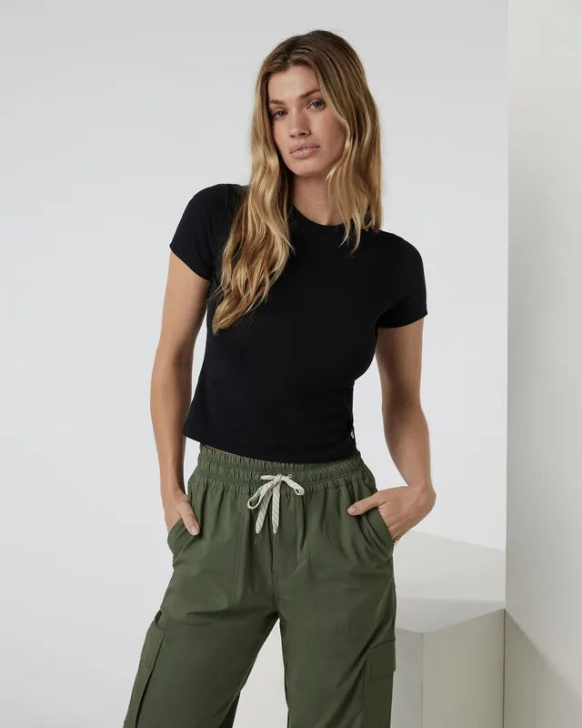 SK0000415-US20260706-143055-0 Feather Baby Tee - Image 1