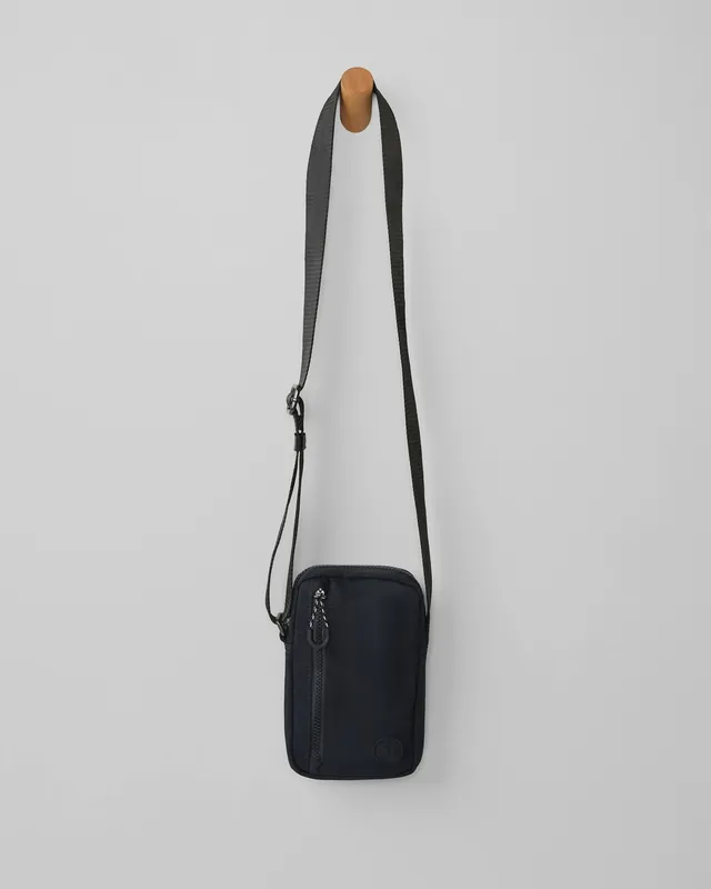 SK0000462-US20260706-143055-0 All Around Crossbody - Image 1