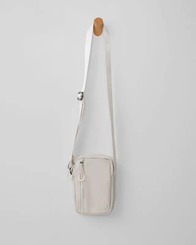 SK0000463-US20260706-143055-0 All Around Crossbody - Image 1